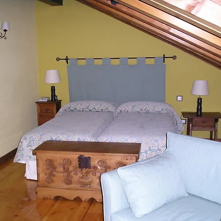 Rural Sierra De San Pedro Hotel